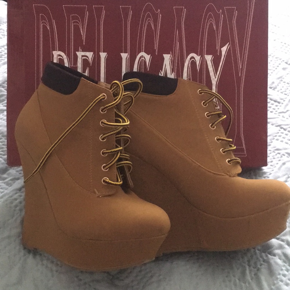 Wedge booties